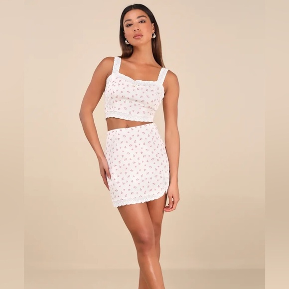 Lulus Dresses & Skirts - Floral Two-Piece Bodycon Mini Dress